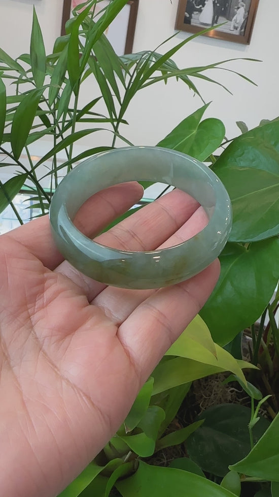 Load and play video in Gallery viewer, RealJade® Co. Burmese High-end Ice Oil-green Jade Jadeite Bangle Bracelet (58mm) ( Collectibles )T105
