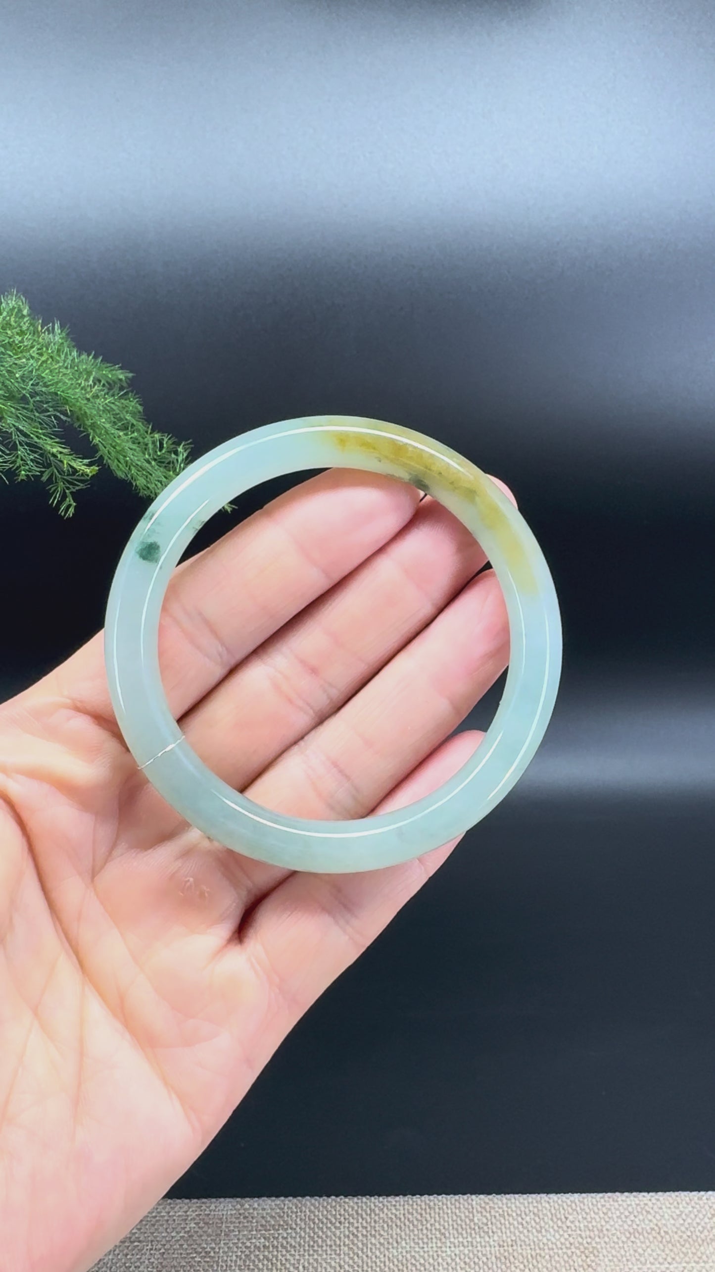 Load and play video in Gallery viewer, Genuine Burmese Yellow Green Jade Jadeite Bangle Bracelet ( 54mm )
