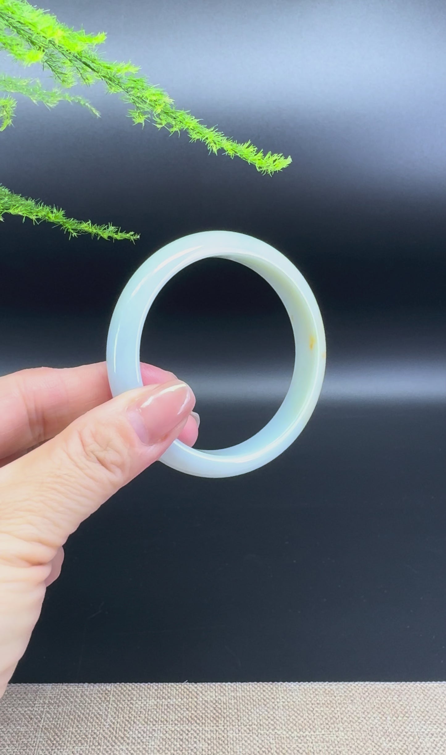 Load and play video in Gallery viewer, Genuine Burmese Yellow Green Jade Jadeite Bangle Bracelet ( 56.5mm )
