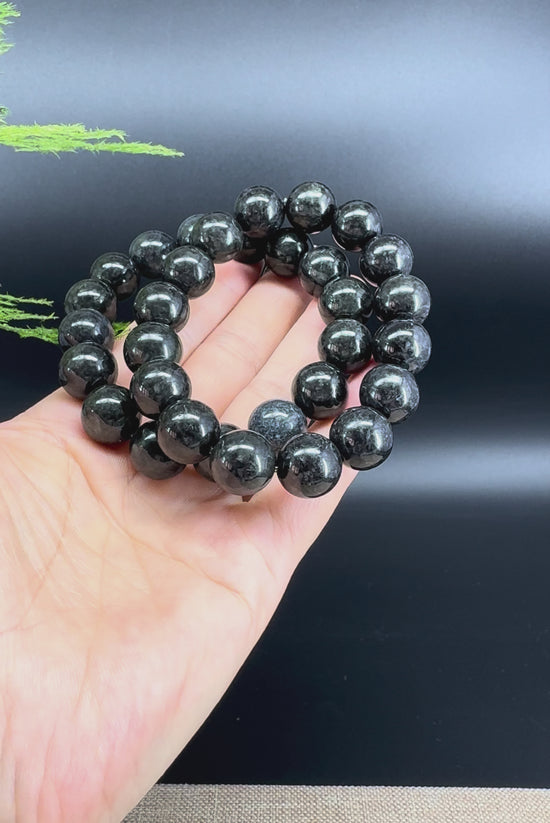 Load and play video in Gallery viewer, RealJade® Genuine Jadeite Jade Round  Black  Beads Bracelet ( 13mm ) For Men
