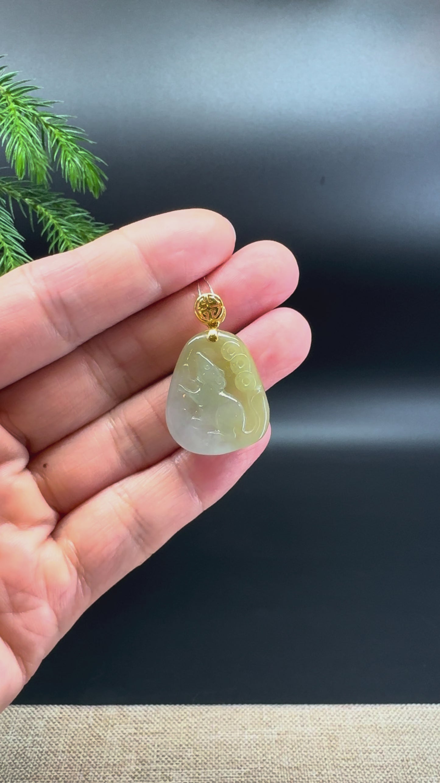 Load and play video in Gallery viewer, RealJade® co.: 18k Yellow Gold Natural Yellow Green Jadeite Jade Rat Pendant Necklace
