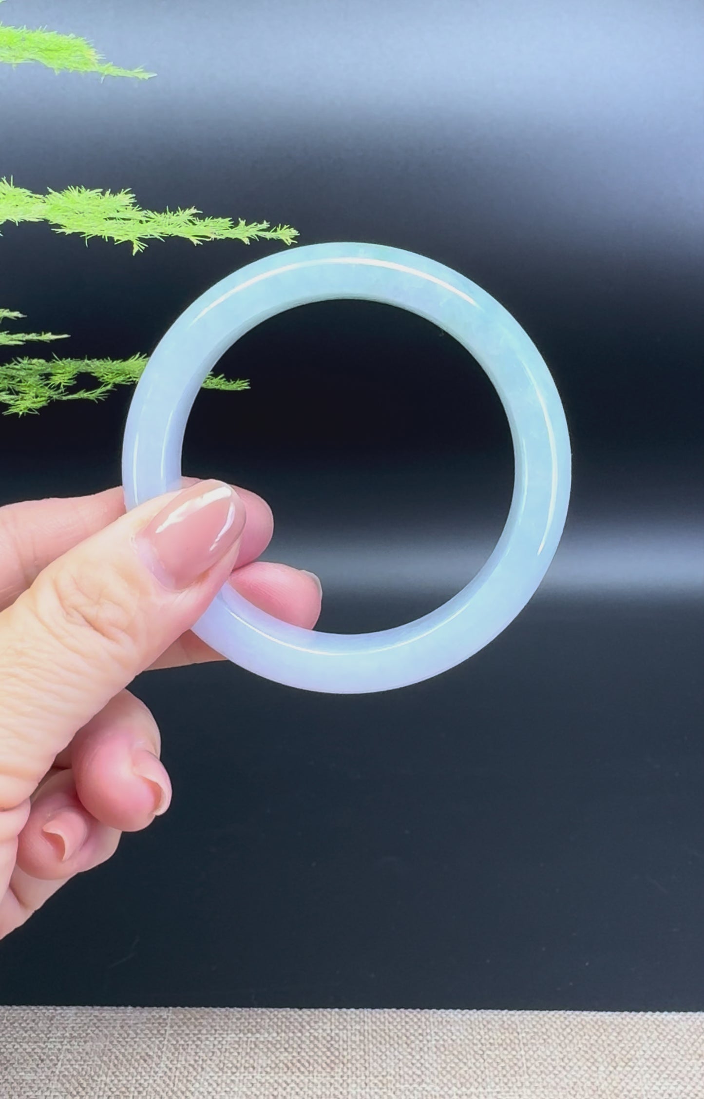 Load and play video in Gallery viewer, Genuine Burmese Lavender Green Jade Jadeite Bangle Bracelet ( 54.2mm )
