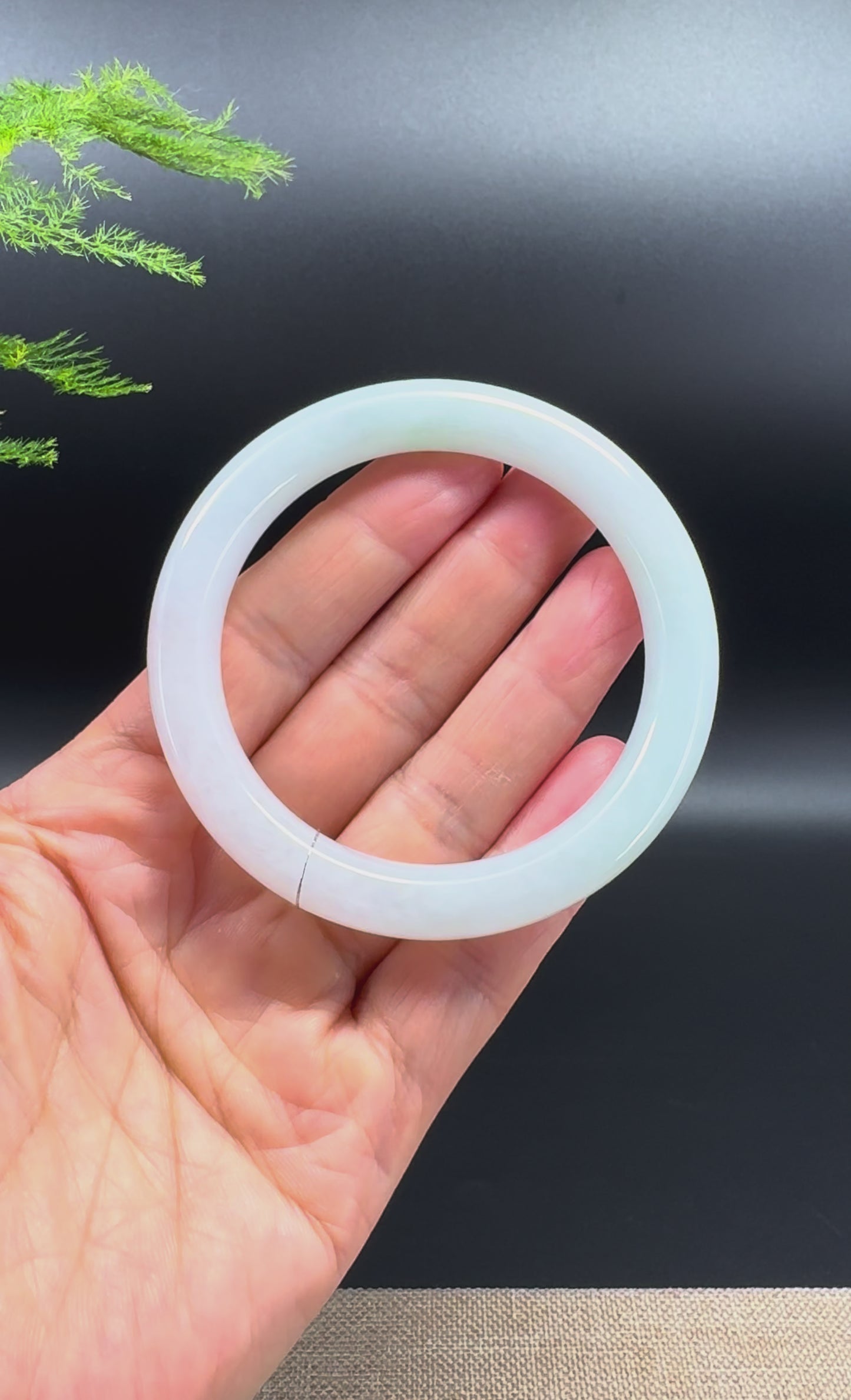 Genuine Burmese Green Jade Jadeite Bangle Bracelet ( 54.7mm )