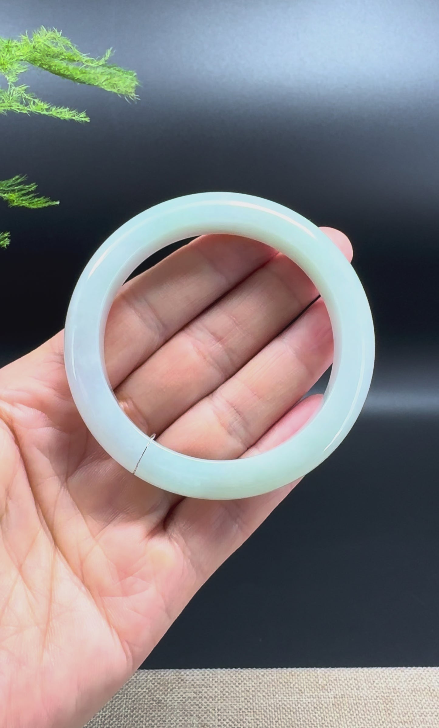 Genuine Burmese Icy Green Jade Jadeite Bangle Bracelet ( 54.7mm )