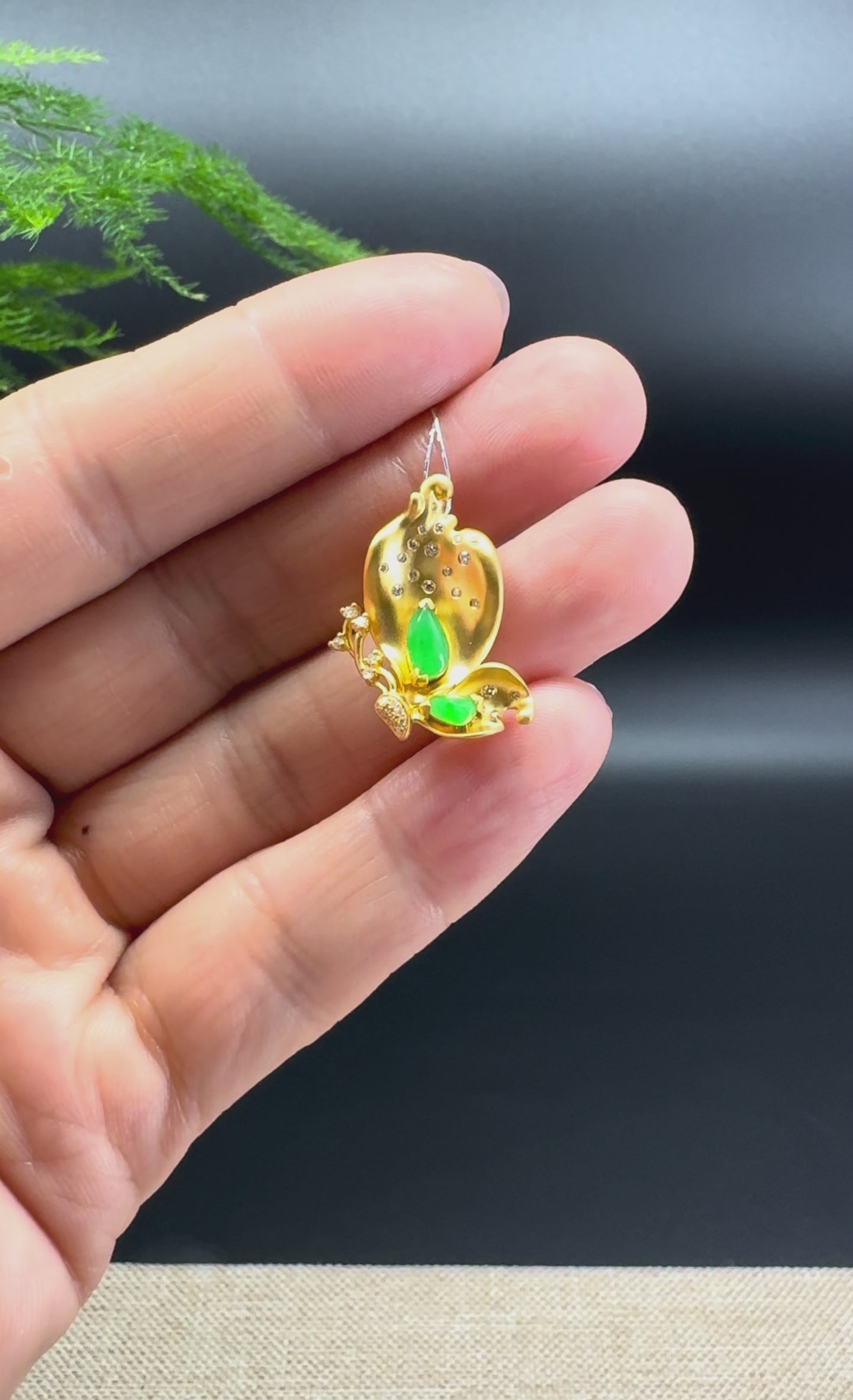 RealJade® 18k Yellow Gold Green Jadeite Jade 'Butterfly' Brooch/Pendant With Diamonds