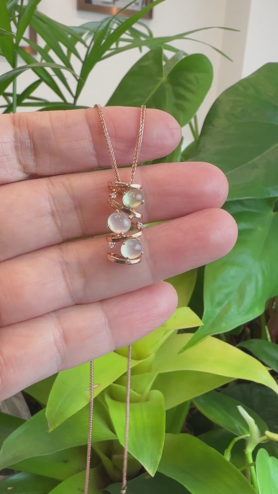 Load and play video in Gallery viewer, RealJade® &amp;quot;Alexandra&amp;quot;18k Rose Gold Ice Translucent Jadeite jade Diamond Pendant Necklace
