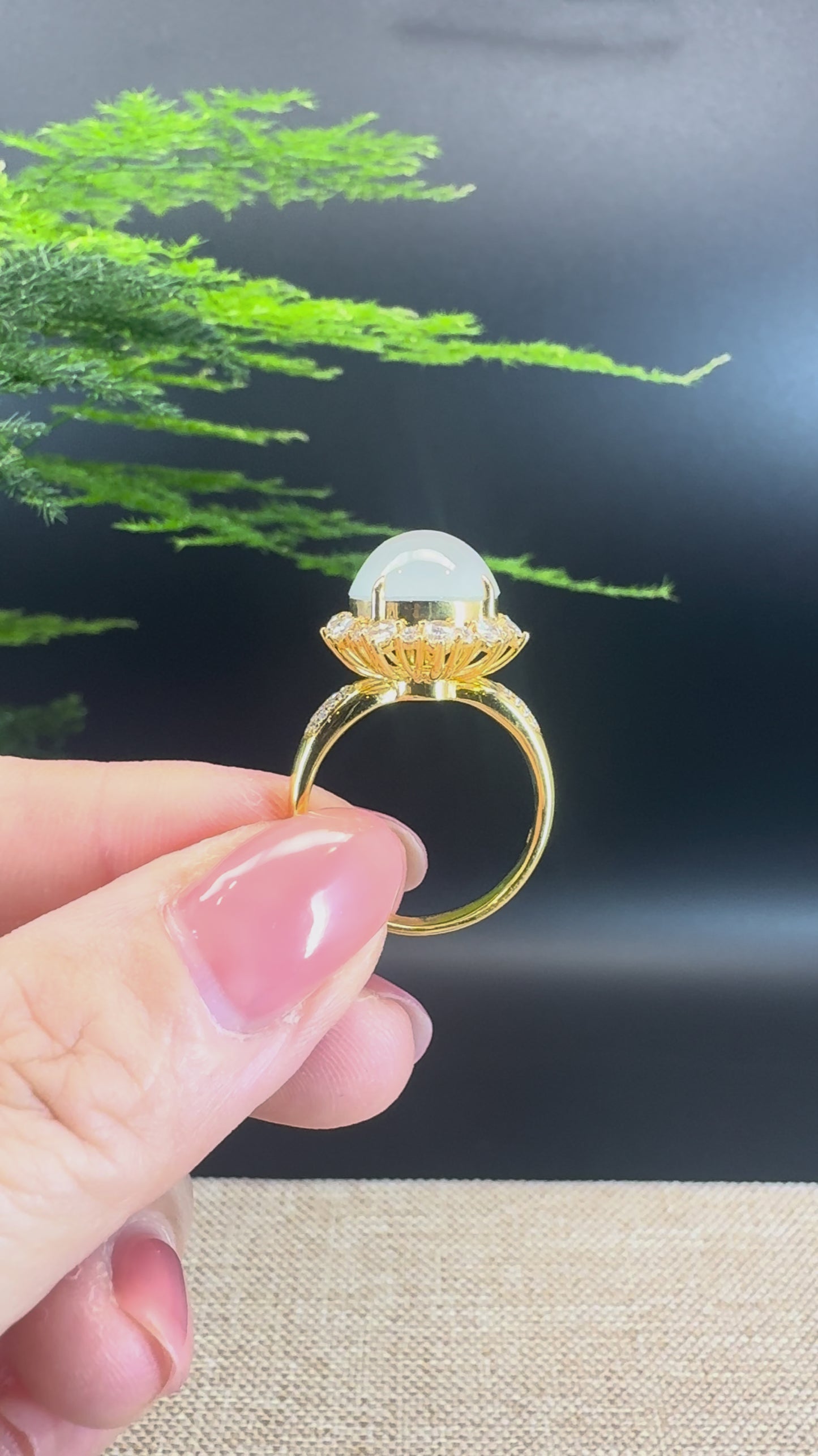 Load and play video in Gallery viewer, RealJade® &amp;quot;Signature Signet&amp;quot; 18K Yellow Gold Icy Jadeite Jade Diamonds Ring
