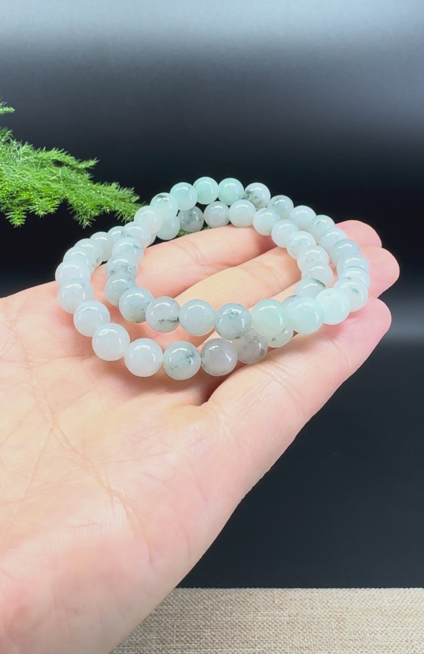 Load and play video in Gallery viewer, Natural Jadeite Jade Round Icy Blue Beads Bracelet ( 7.3 mm )
