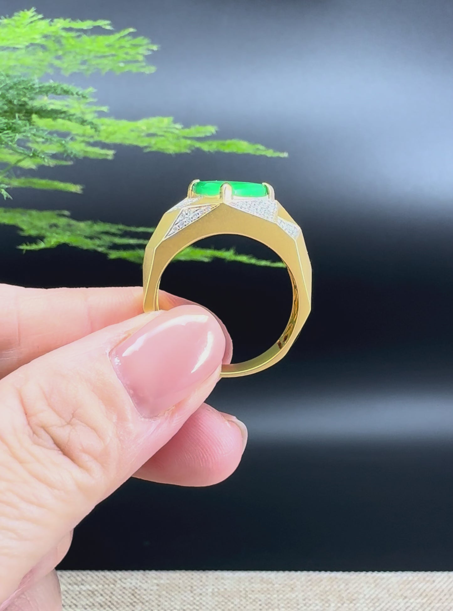 RealJade® "Signature Signet" 18K Yellow Gold  Imperial Jadeite Jade Classic Men's Ring