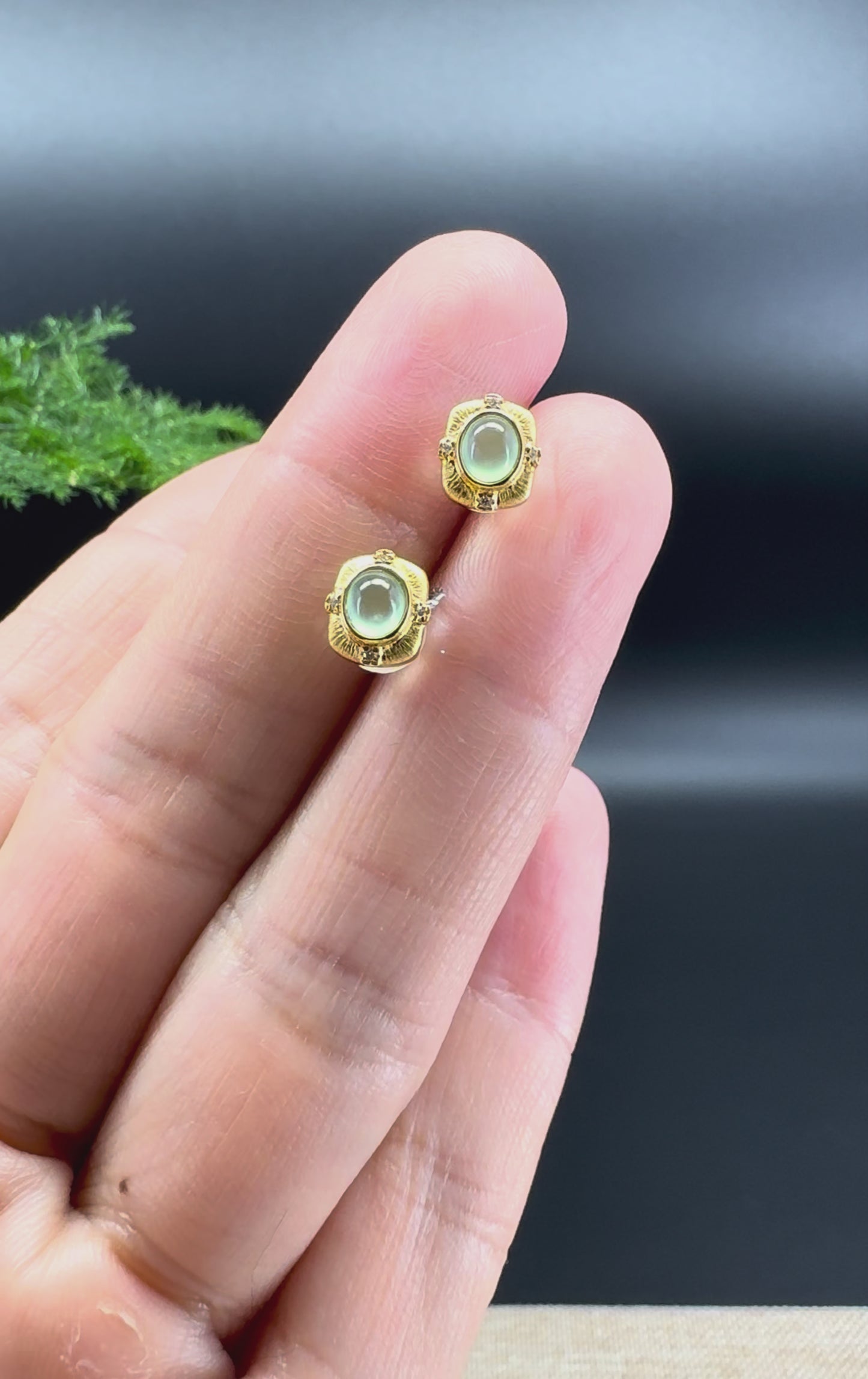 RealJade® 18k Yellow Gold Apple Green Jadeite Jade Oval Stud Earrings with Diamonds