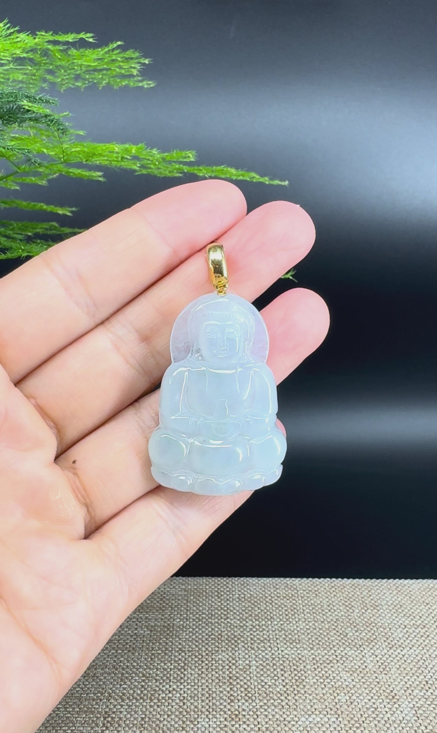 High-end 18K Yellow Gold Burmese Icy Jadeite Jade Guanyin Pendant Necklace