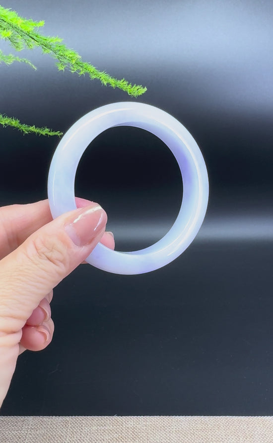 Load and play video in Gallery viewer, Genuine Burmese Lavender Jade Jadeite Bangle Bracelet (56.5mm)
