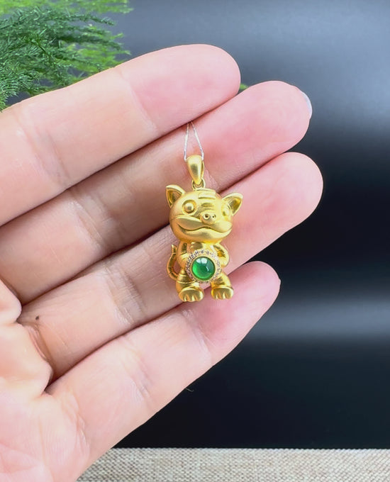 Load and play video in Gallery viewer, RealJade®  12 Zodiac: 18k Yellow Gold Tiger Pendant Necklace with Green Imperial Jade &amp;amp; Diamonds
