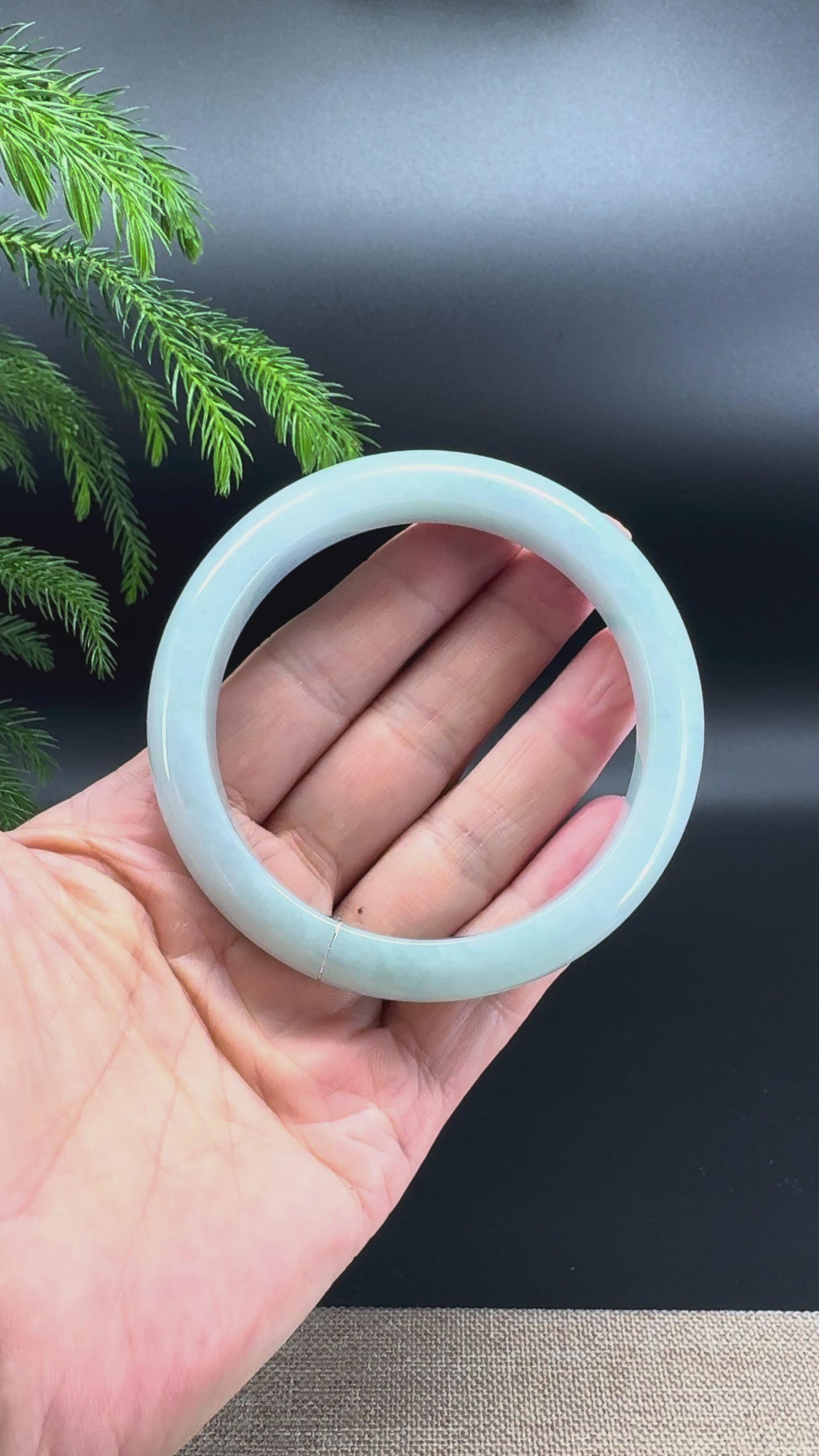 Load and play video in Gallery viewer, Genuine Burmese Lavender Green Jade Jadeite Bangle Bracelet ( 61.9mm )
