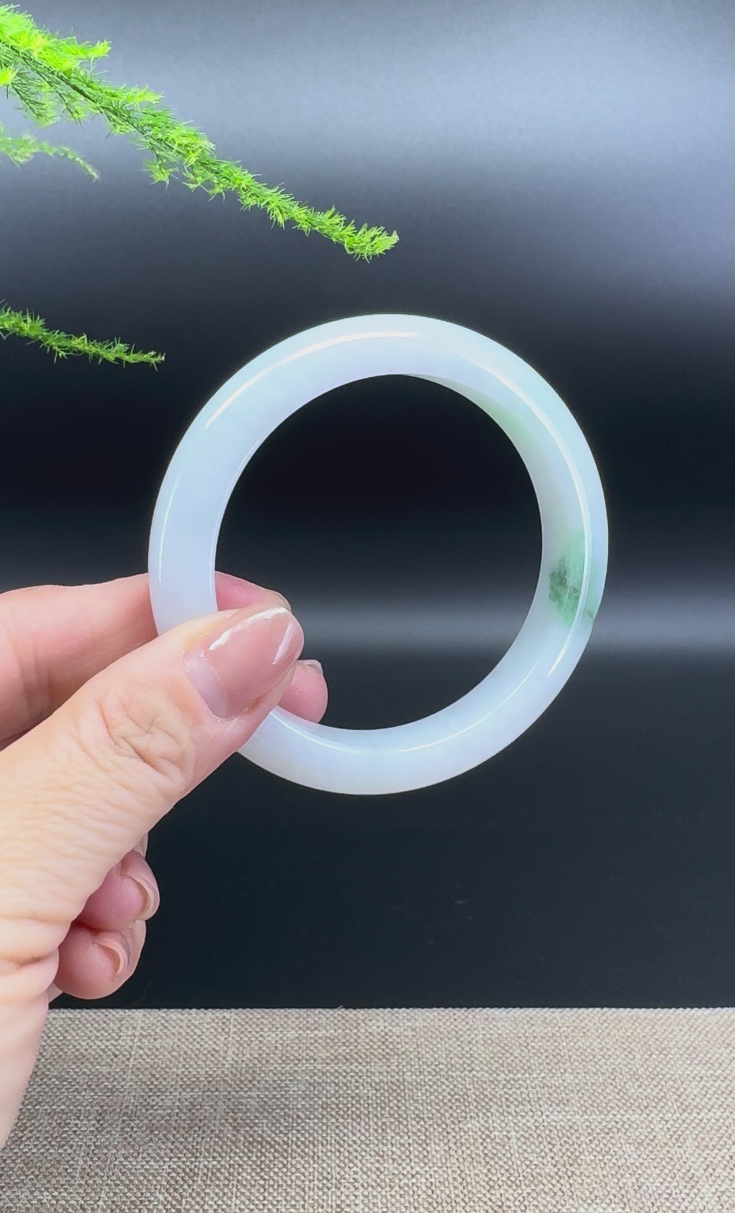 Load and play video in Gallery viewer, Genuine Burmese White Green Jade Jadeite Bangle Bracelet ( 56.7mm )
