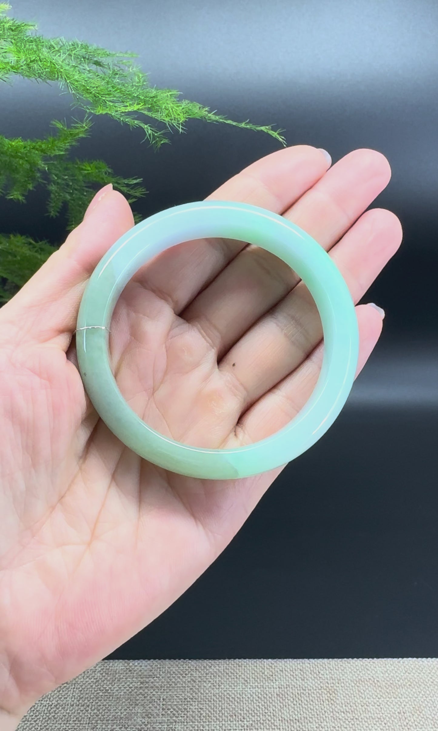 Load and play video in Gallery viewer, Genuine Burmese Lavender Green Jade Jadeite Bangle Bracelet ( 54.3mm )
