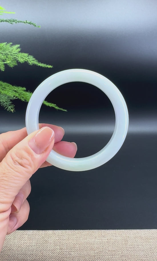 Load and play video in Gallery viewer, Genuine Burmese Lavender Green Jade Jadeite Bangle Bracelet ( 52.5mm )
