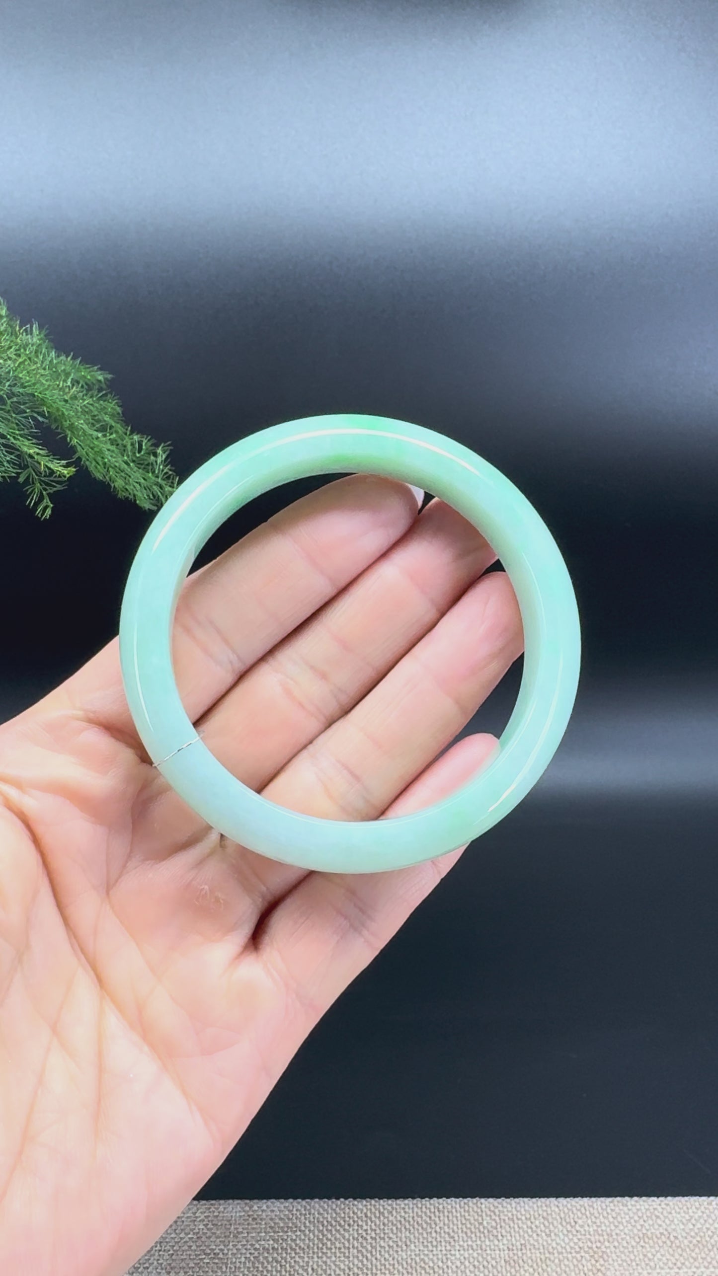 Genuine Burmese Apple Green Jade Jadeite Bangle Bracelet ( 55.9mm )