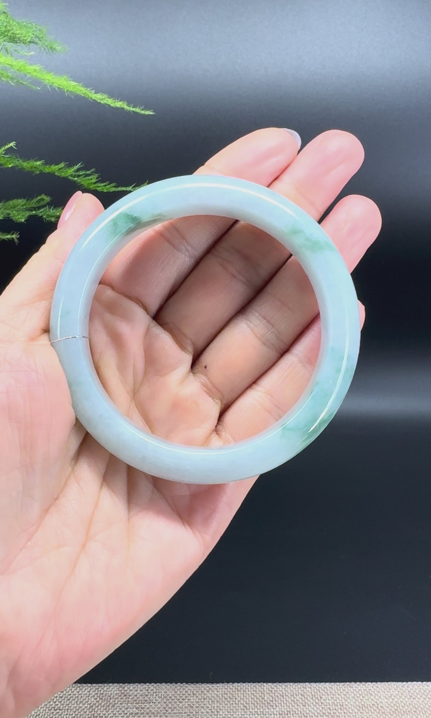 Load and play video in Gallery viewer, Genuine Burmese Blue Green Jade Jadeite Bangle Bracelet ( 57.6mm )
