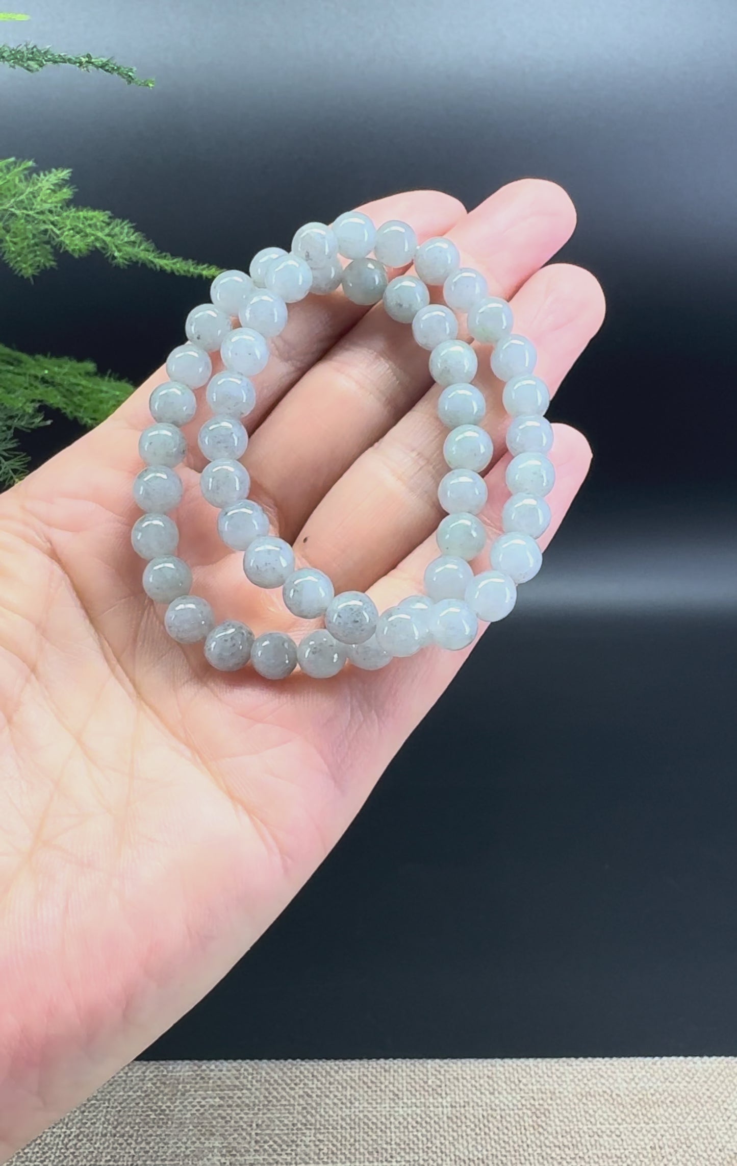 Load and play video in Gallery viewer, RealJade® Co. Genuine Jadeite Jade Round Lavender Wuji Beads Bracelet (7 mm)
