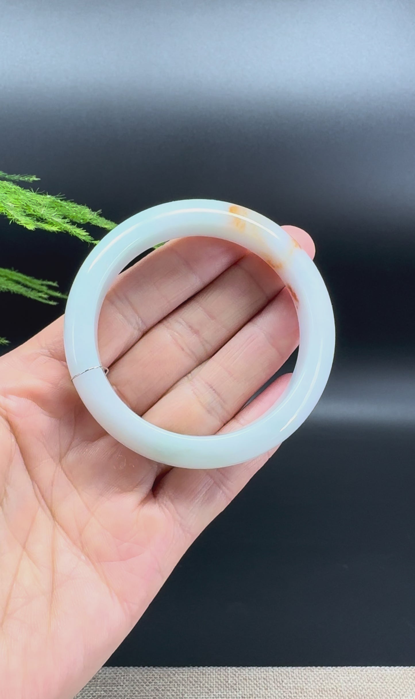 Load and play video in Gallery viewer, Genuine Burmese Yellow Green Jade Jadeite Bangle Bracelet ( 52.3mm)
