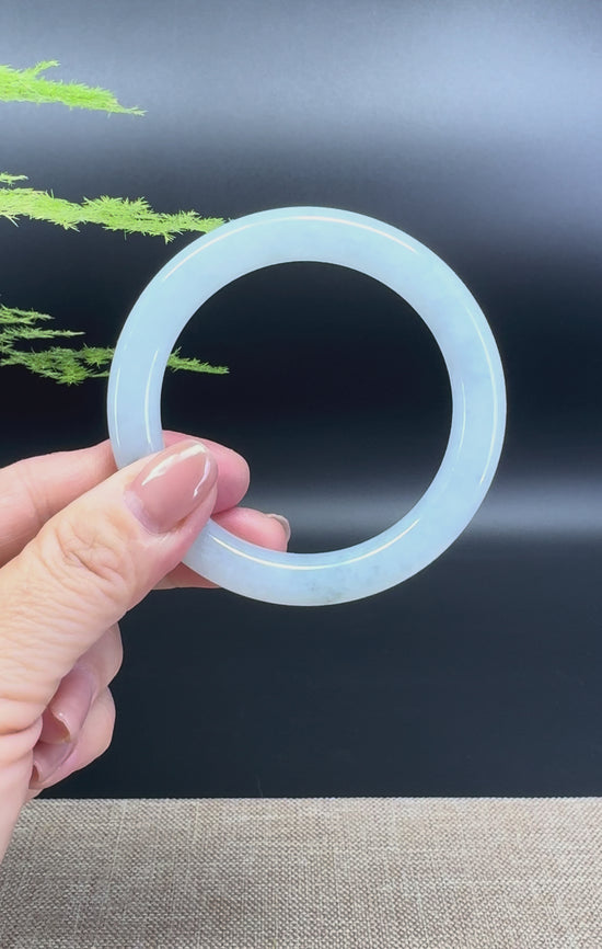 Load and play video in Gallery viewer, Genuine Burmese Icy Lavender Jade Jadeite Bangle Bracelet (53.9mm)
