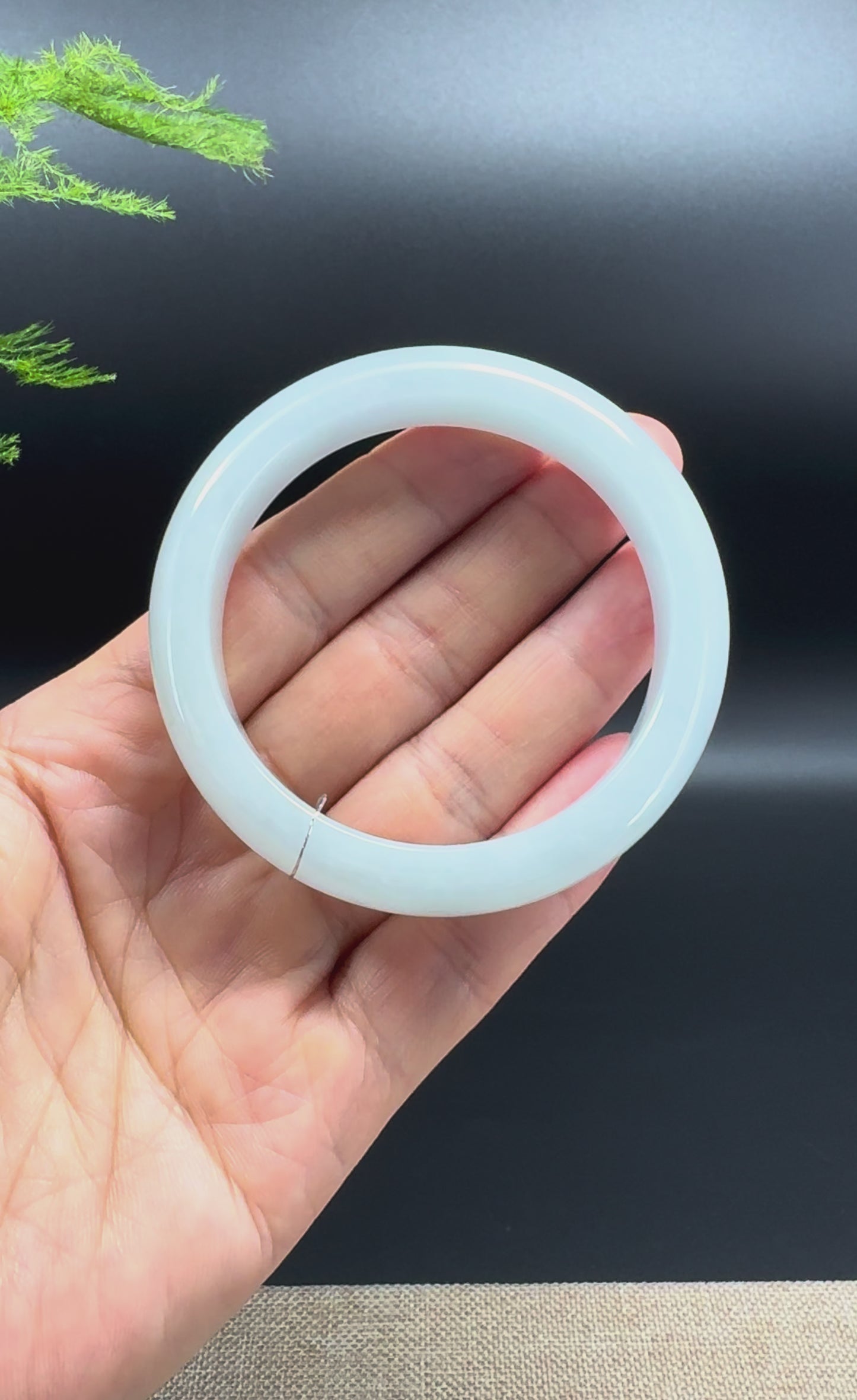 Genuine Burmese Green Jade Jadeite Bangle Bracelet ( 54mm )