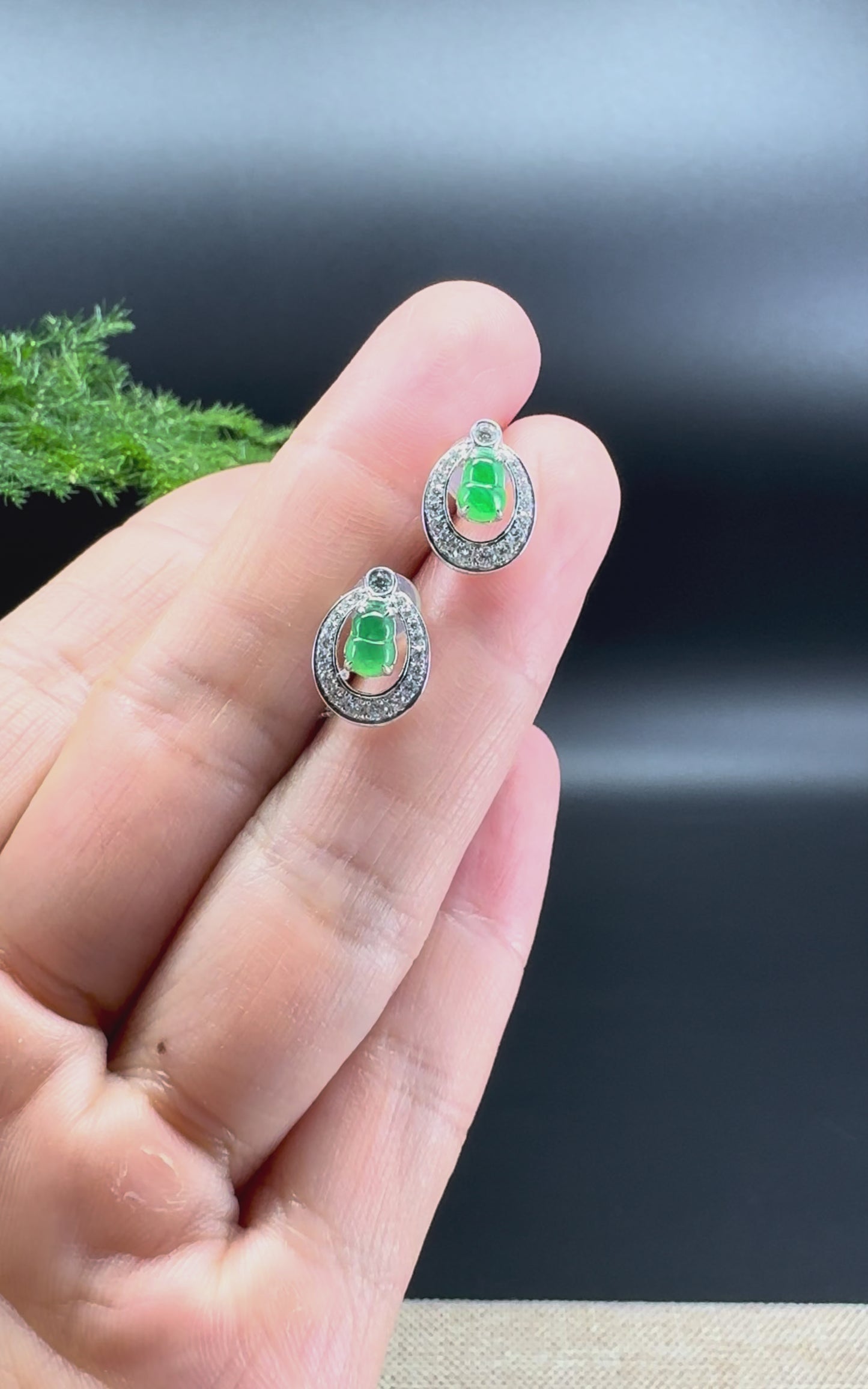RealJade® 18k White Gold Real Imperial Green Jadeite Jade Hulu Stud Earrings with Diamonds