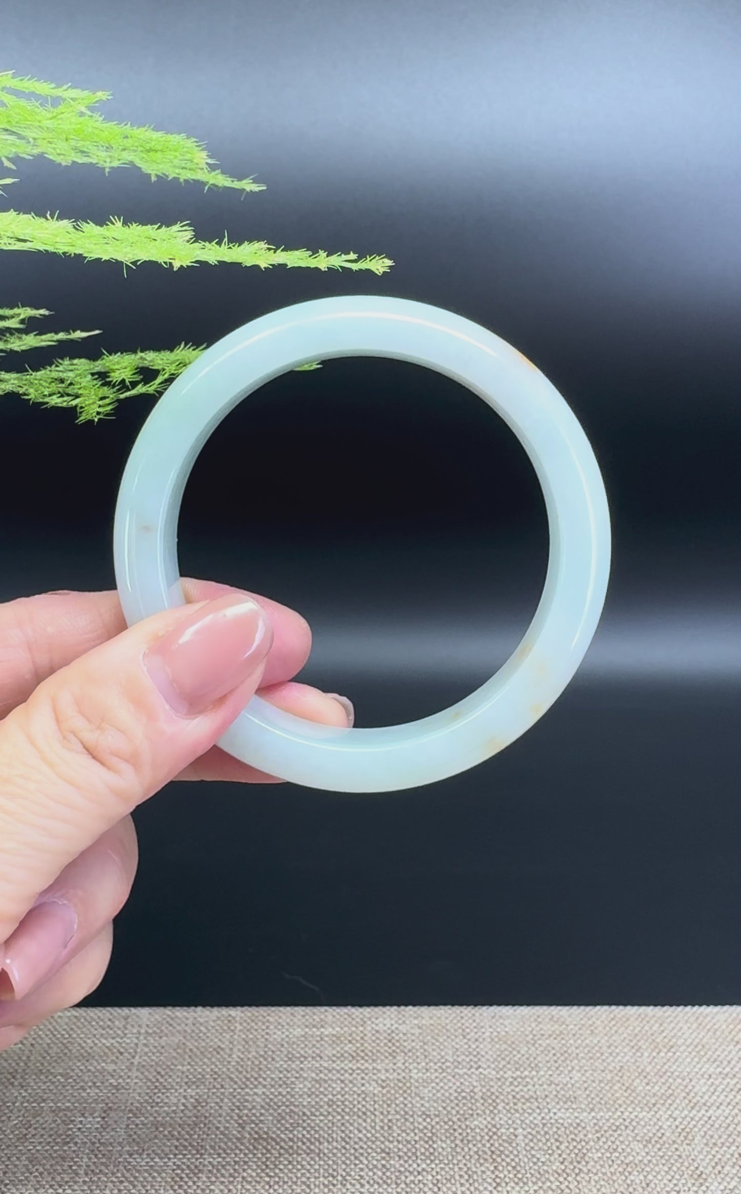 Load and play video in Gallery viewer, Genuine Burmese Yellow Green Jade Jadeite Bangle Bracelet ( 54.9mm )
