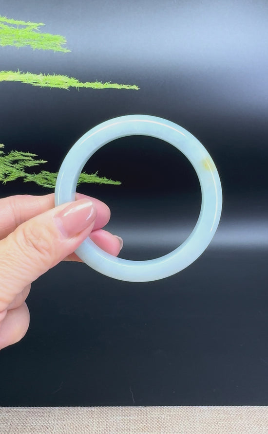 Load and play video in Gallery viewer, Genuine Burmese Yellow Green Jade Jadeite Bangle Bracelet ( 54.2mm )
