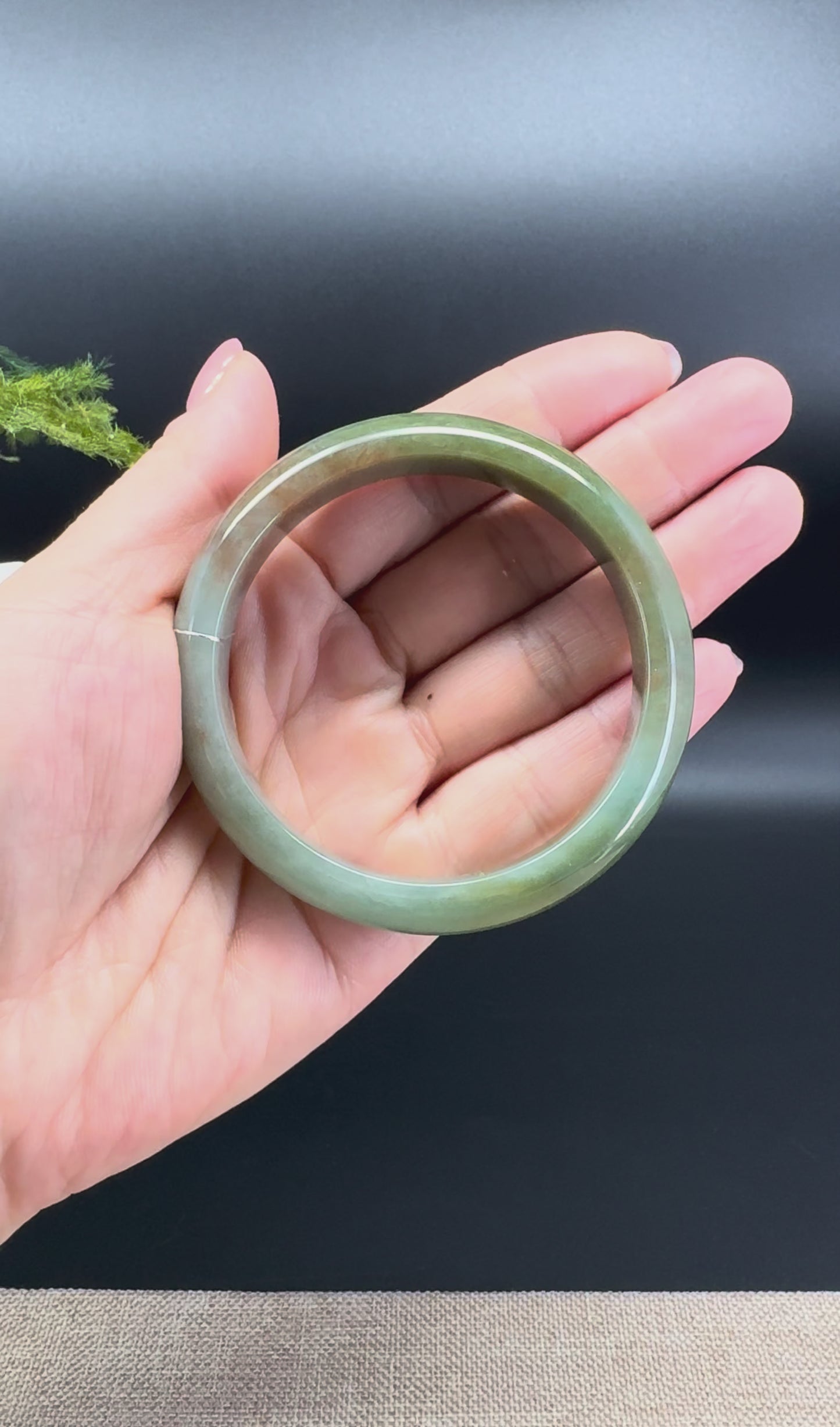 Load and play video in Gallery viewer, Genuine Burmese Red Green Jade Jadeite Bangle Bracelet ( 56.6mm )
