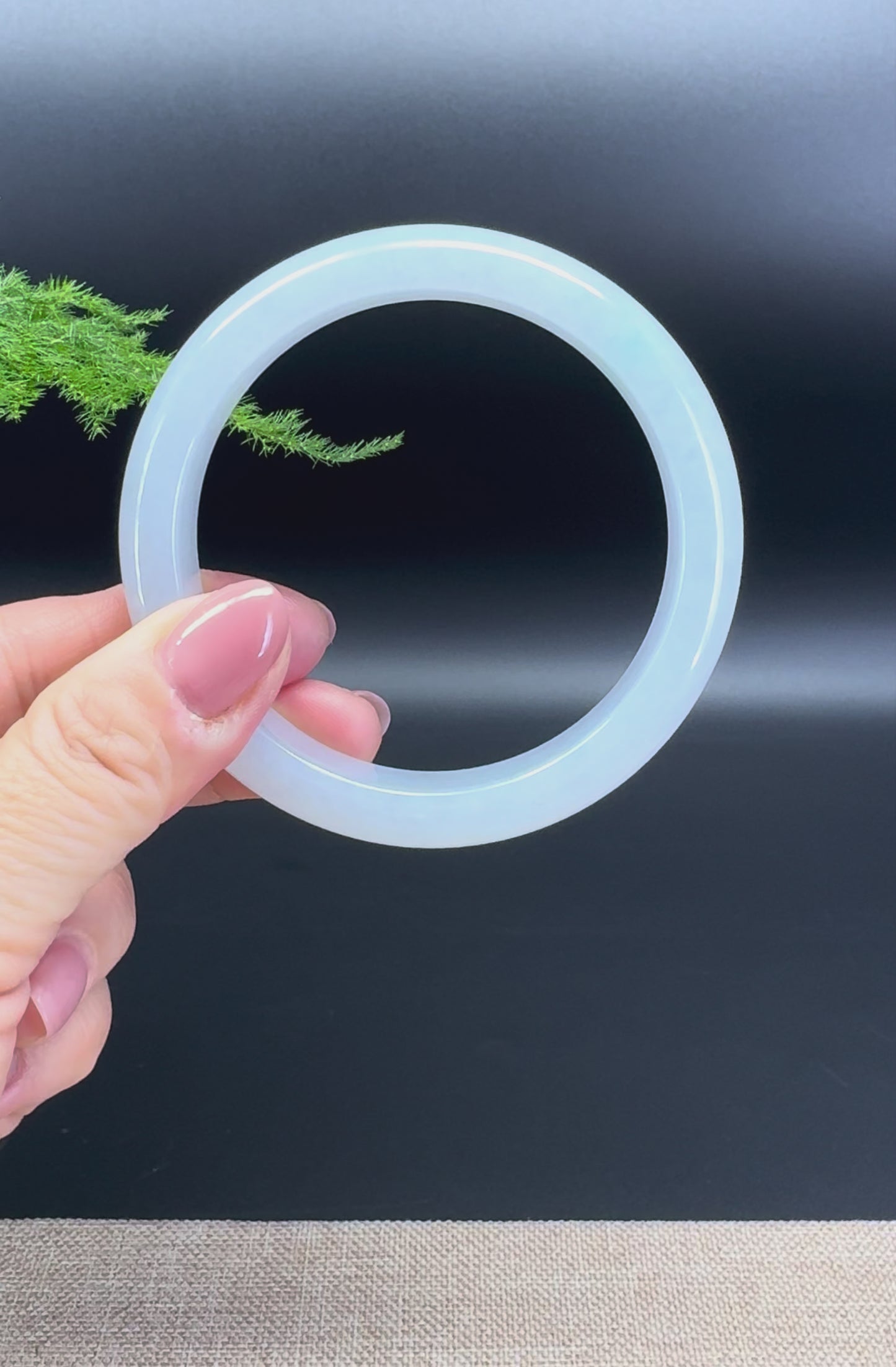 Load and play video in Gallery viewer, Genuine Burmese Light Lavender Jade Jadeite Bangle Bracelet (61mm)
