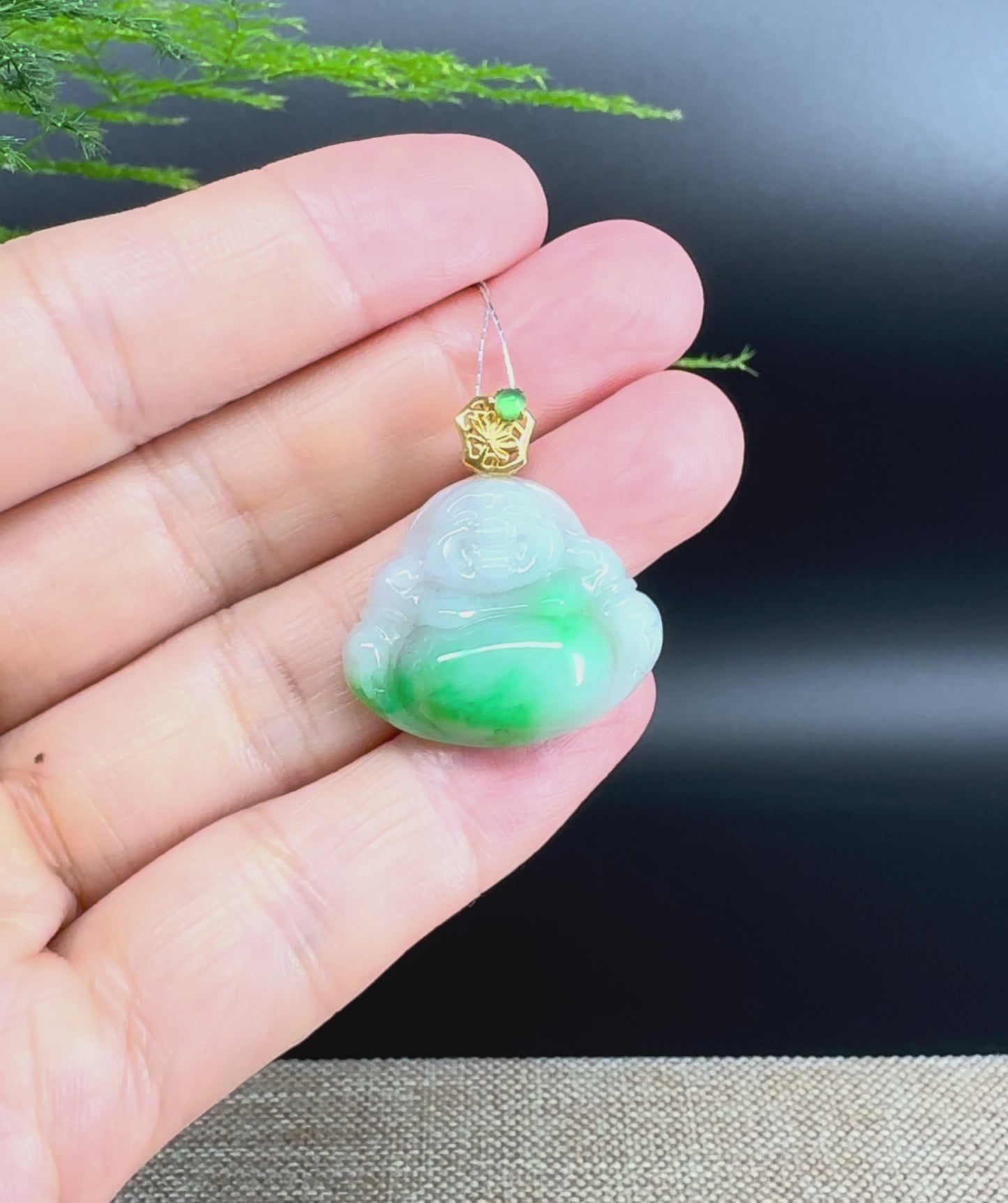 Load and play video in Gallery viewer, 18K Yellow Gold Burmese Green Jadeite Jade Happy Buddha Pendant
