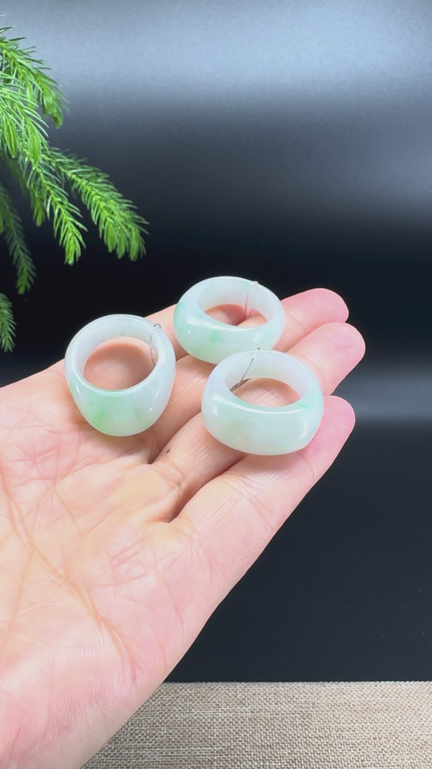 Load and play video in Gallery viewer, RealJade® Burmese Light Green Traditional Jadeite Jade Ring
