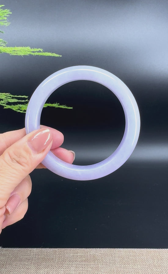 Load and play video in Gallery viewer, Genuine Burmese Lavender Jade Jadeite Bangle Bracelet (58.8mm)
