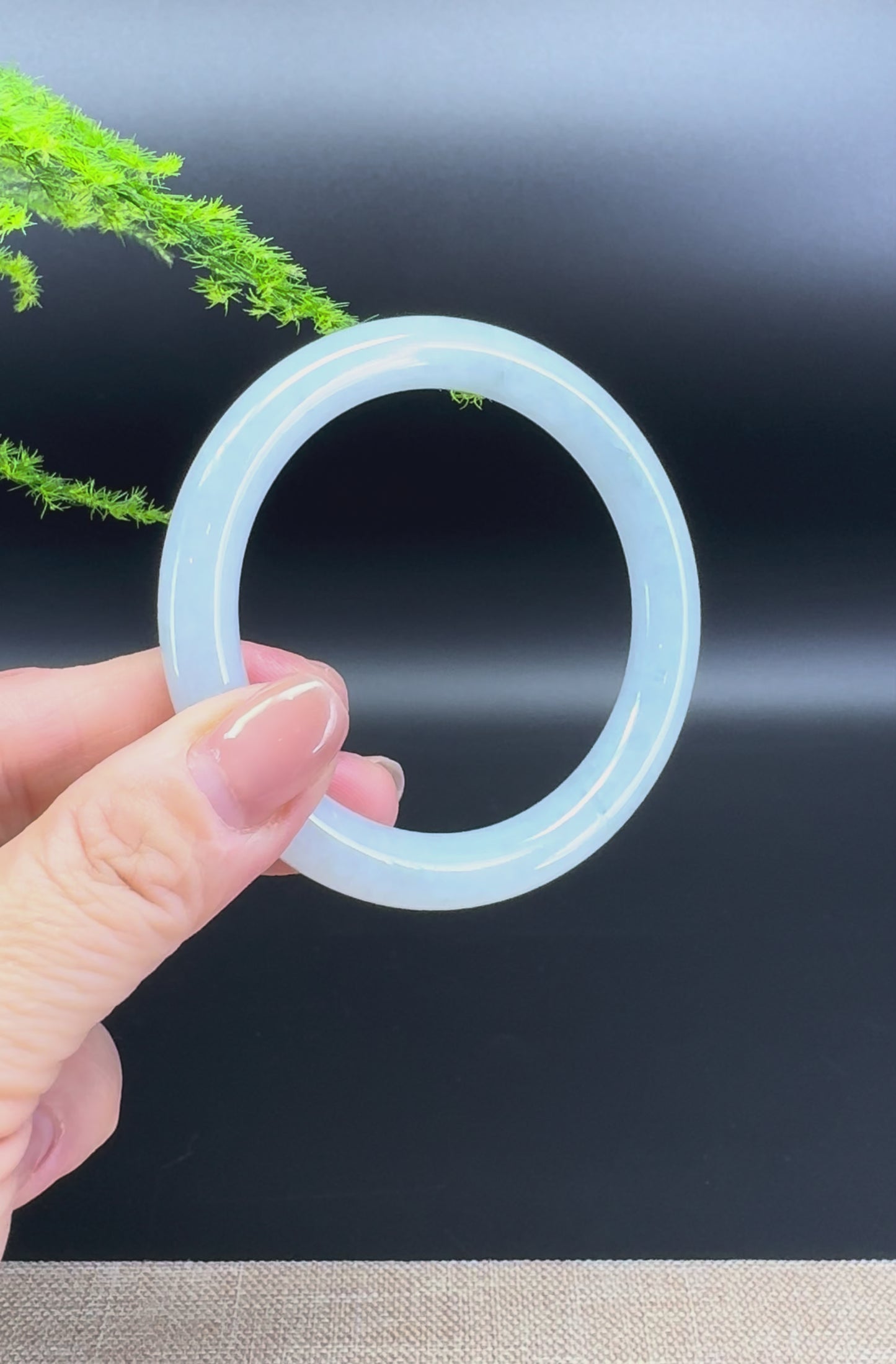 Load and play video in Gallery viewer, Genuine Burmese Icy Green Jade Jadeite Bangle Bracelet ( 55.3mm )
