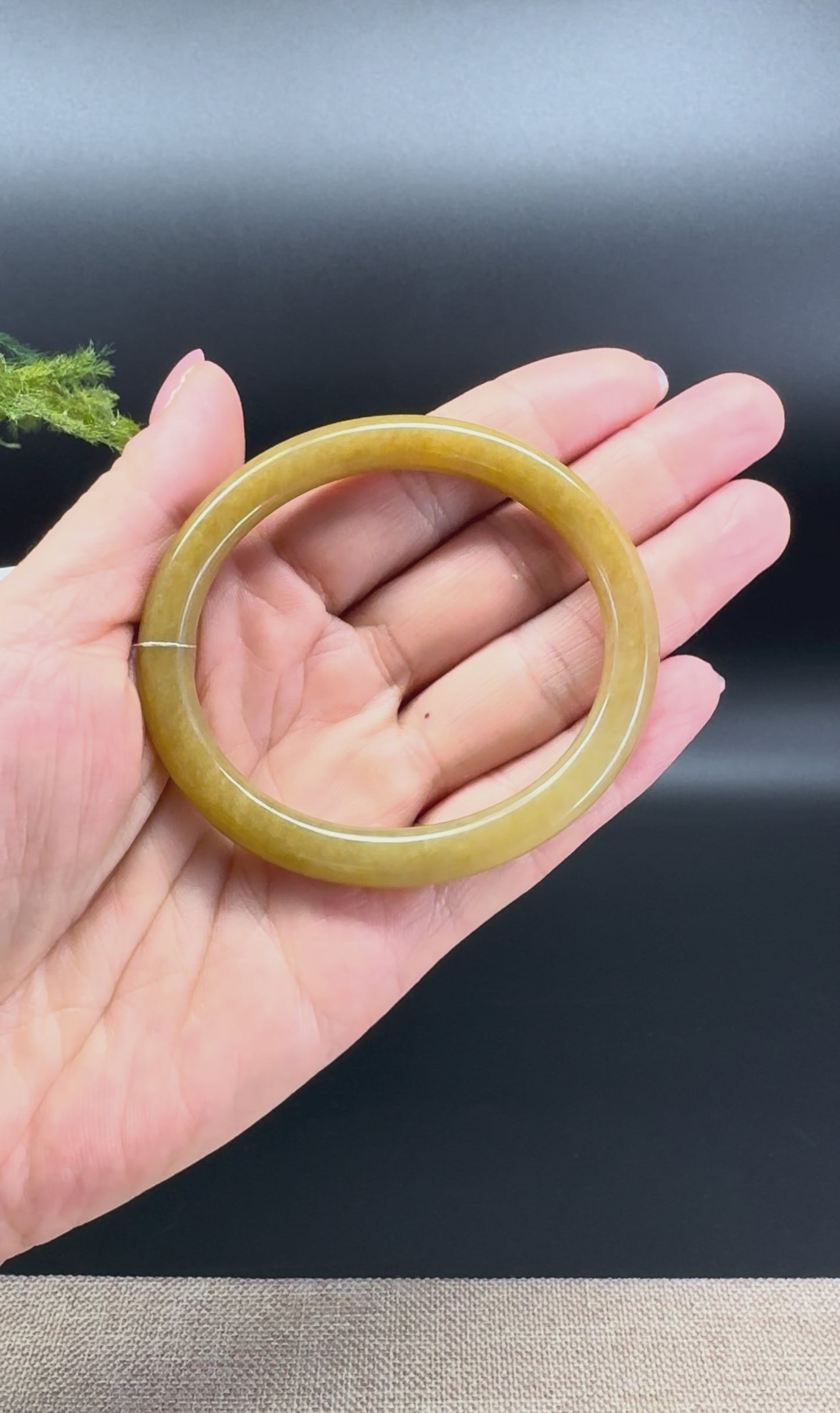 Load and play video in Gallery viewer, Genuine Burmese Icy Yellow Jade Jadeite Bangle Bracelet ( 56.1*49.5mm )
