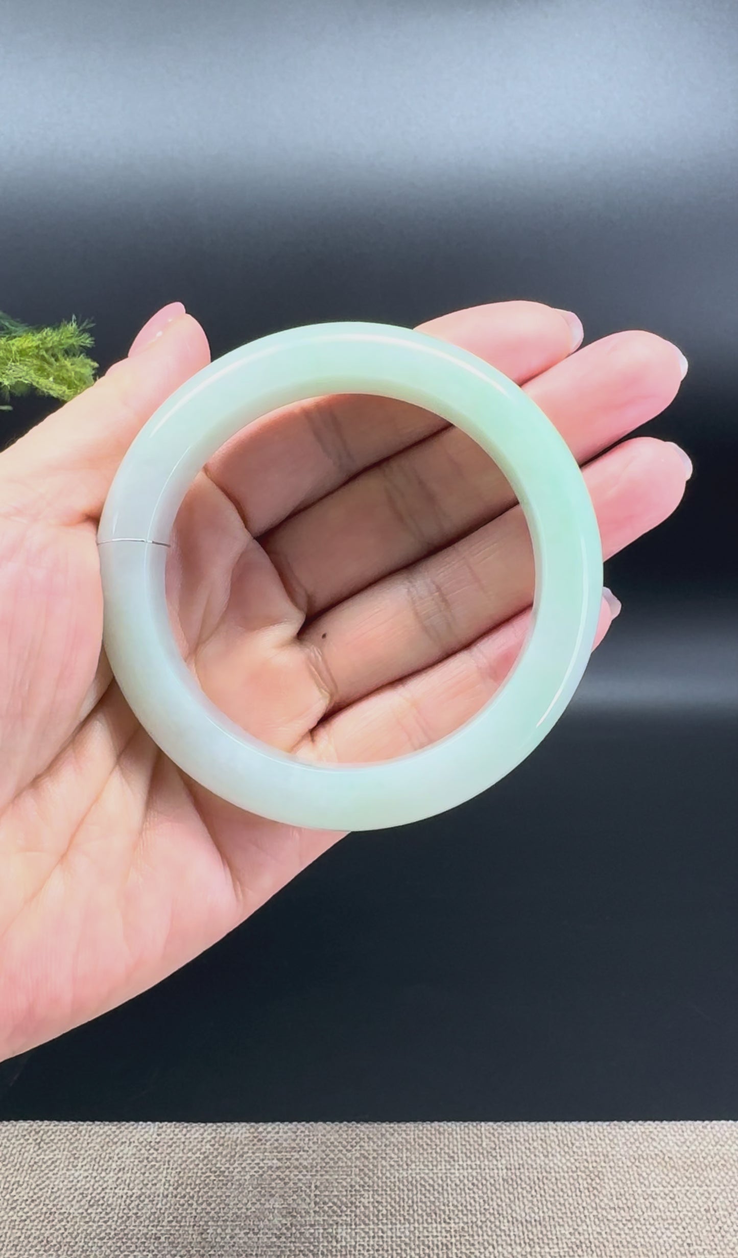Load and play video in Gallery viewer, Genuine Burmese Green Jade Jadeite Bangle Bracelet (56.6mm)
