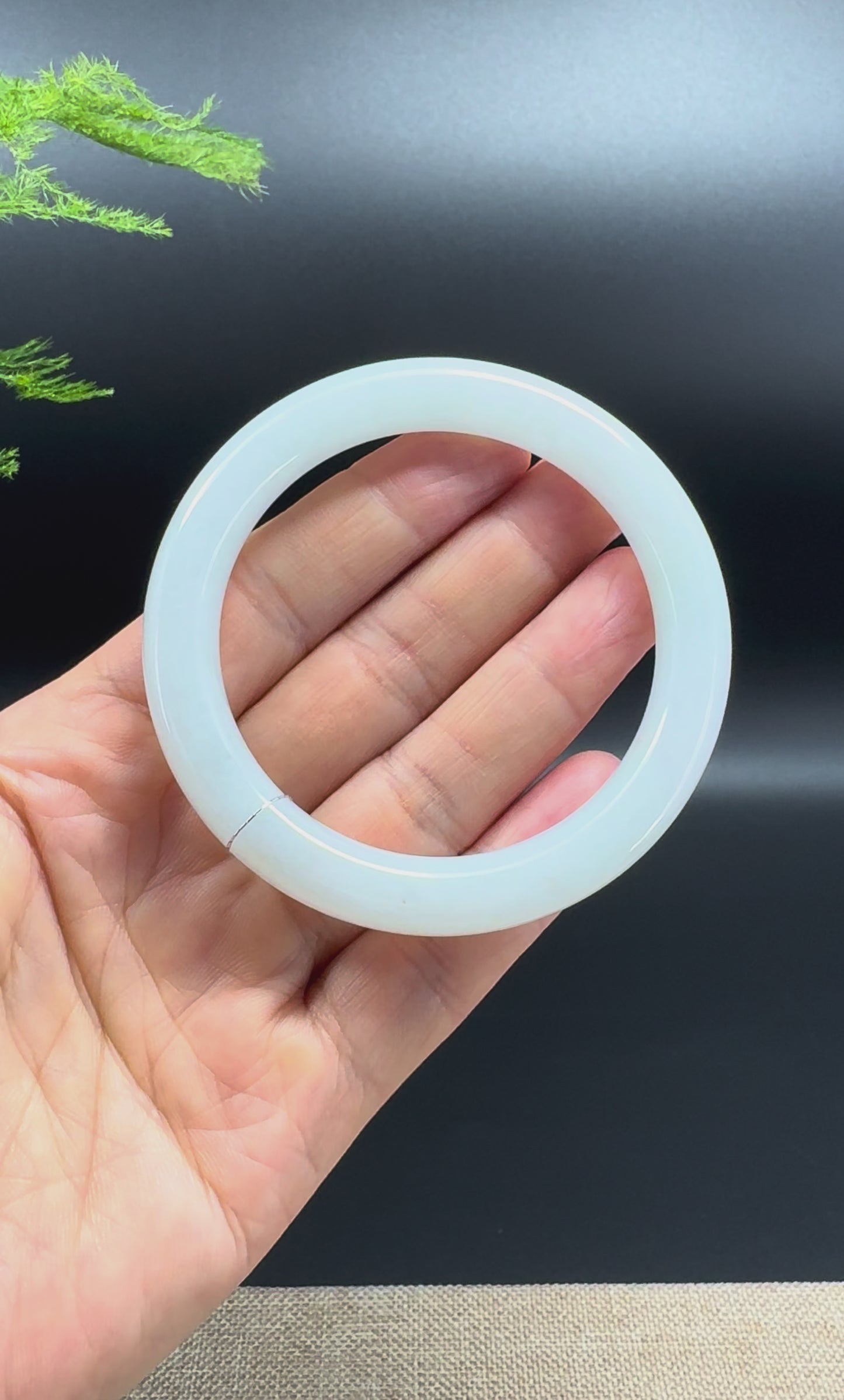 Genuine Burmese Icy Jade Jadeite Bangle Bracelet ( 54.8mm )