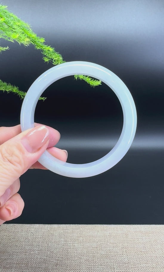 Load and play video in Gallery viewer, Genuine Burmese  Icy Lavender Green Jade Jadeite Bangle Bracelet ( 57.6mm )
