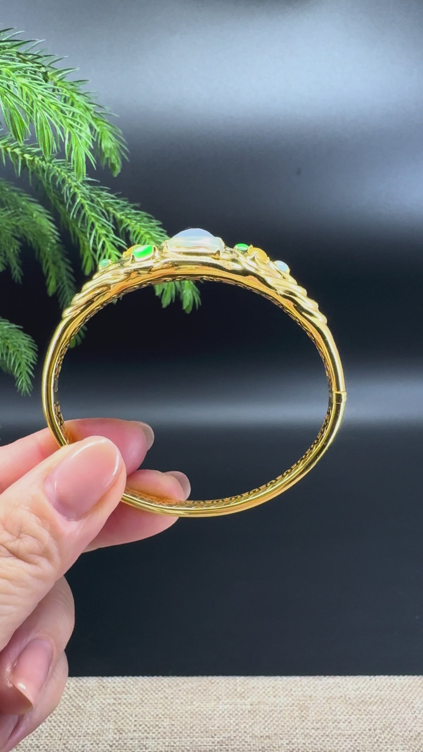 RealJade Luxury 18K Yellow Gold Genuine Multicolor Jadeite Jade Bracelet With Diamonds