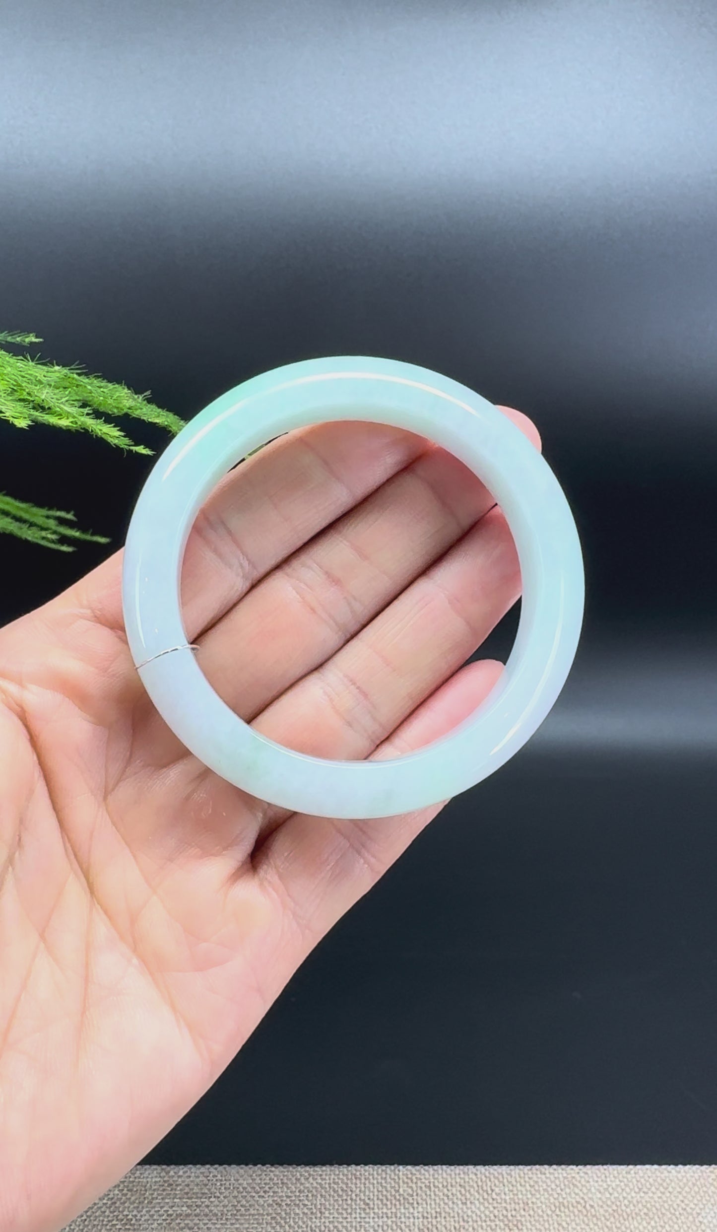 Genuine Burmese Green Jade Jadeite Bangle Bracelet ( 52.7mm )