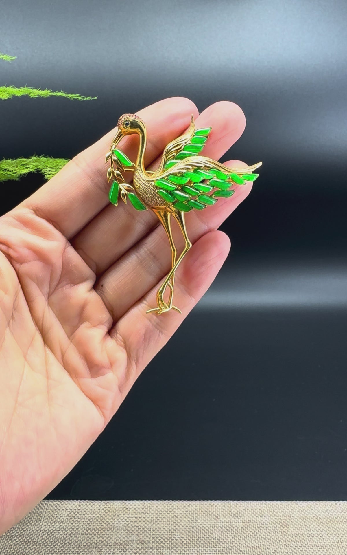 RealJade 18K Yellow Gold Genuine Imperial Green Jadeite Jade Crane Brooch & Pendant