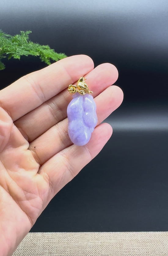 Load and play video in Gallery viewer, Genuine Burmese Lavender Jadeite Pendant with 18k Yellow Gold Bail
