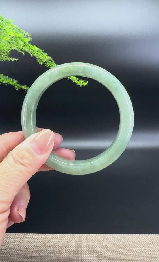 Load and play video in Gallery viewer, Genuine Burmese Oil Green Jade Jadeite Bangle Bracelet ( 58.7mm )
