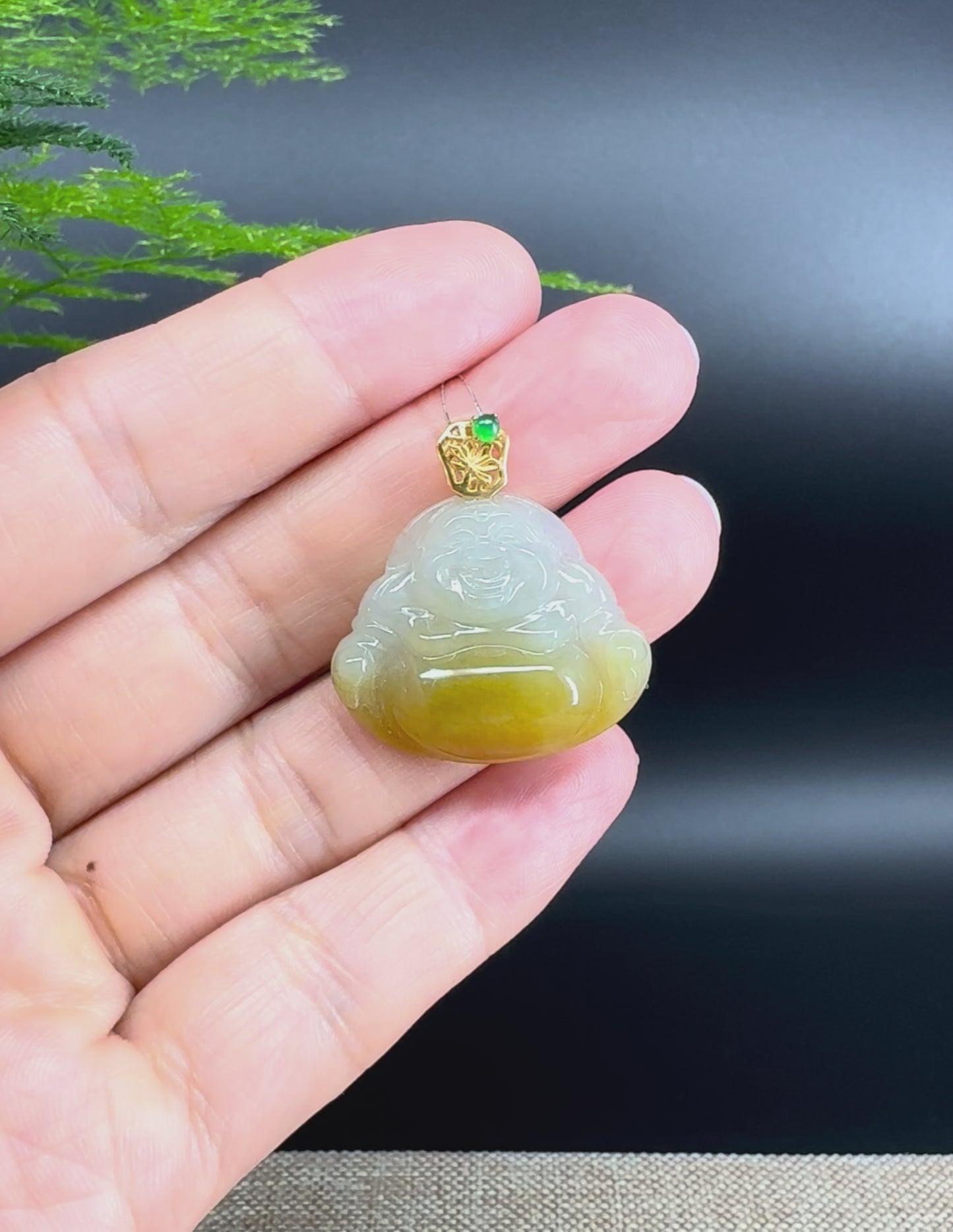 Load and play video in Gallery viewer, 18K Yellow Gold Burmese Yellow Jadeite Jade Happy Buddha Pendant
