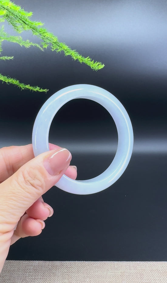 Load and play video in Gallery viewer, Genuine Burmese Lavender Green Jade Jadeite Bangle Bracelet ( 57.2mm )
