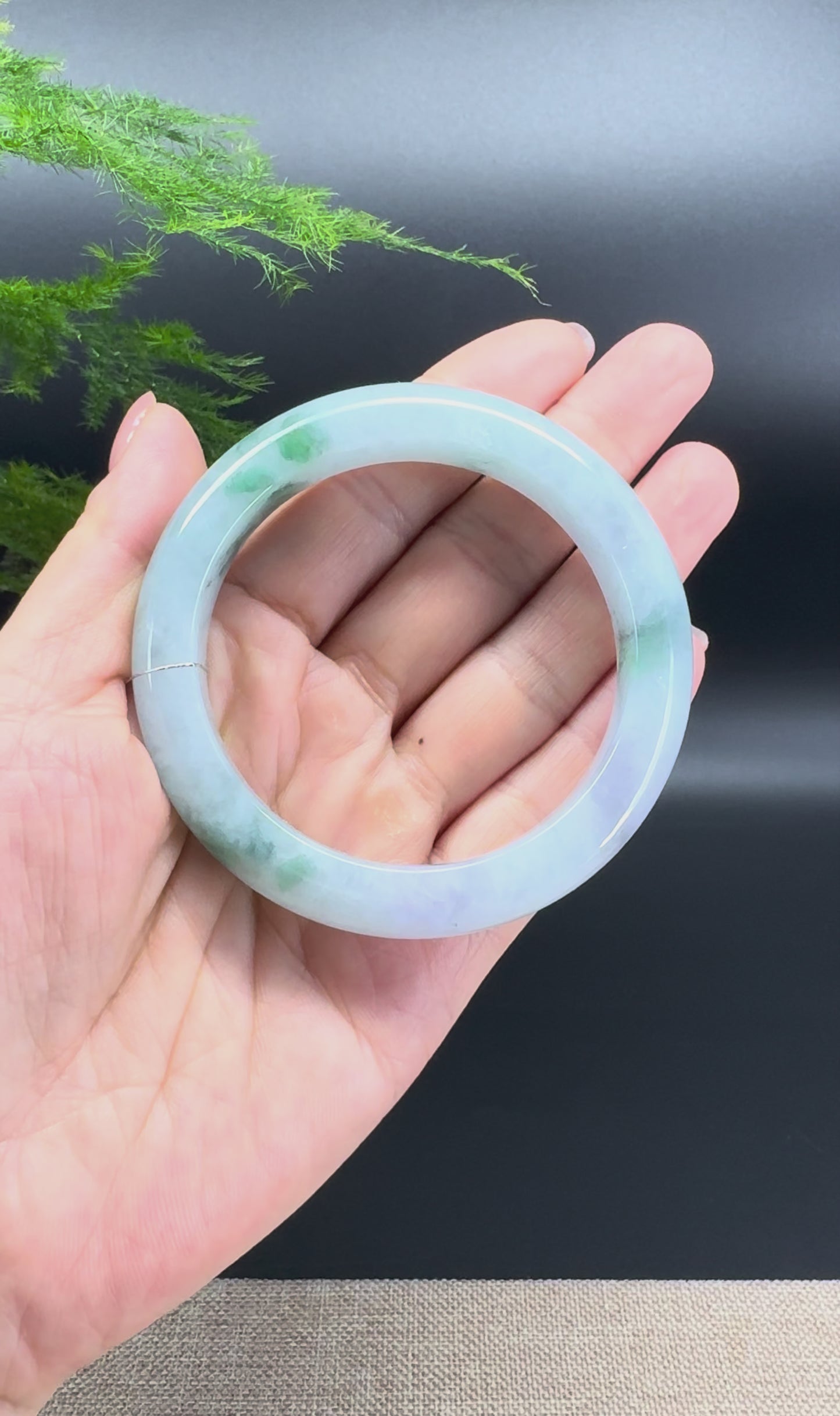 Load and play video in Gallery viewer, Genuine Burmese Icy Green Lavender Jade Jadeite Bangle Bracelet ( 55.7mm )
