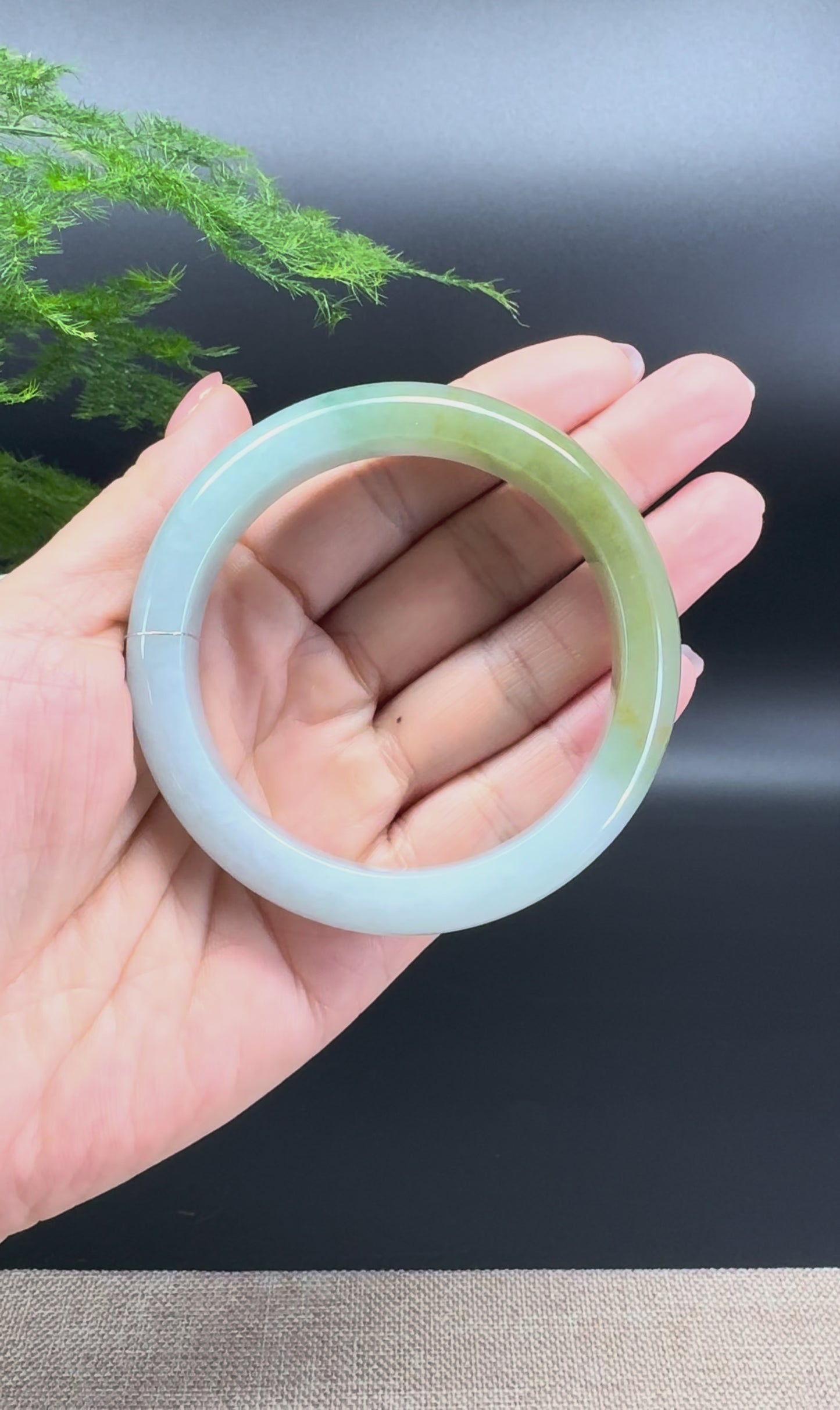 Load and play video in Gallery viewer, Genuine Burmese Yellow Green Jade Jadeite Bangle Bracelet ( 58.4mm )
