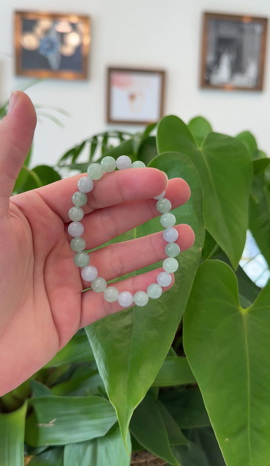Load and play video in Gallery viewer, Natural Jadeite Jade Round Green Beads Bracelet ( 7.5 mm )
